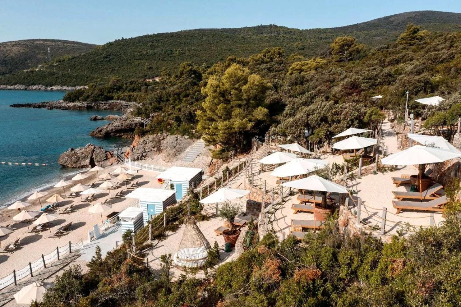 Апартаменти Lustica Bay Garden Apartment,
